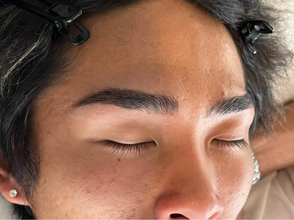 メンズ 眉ワックスの写真