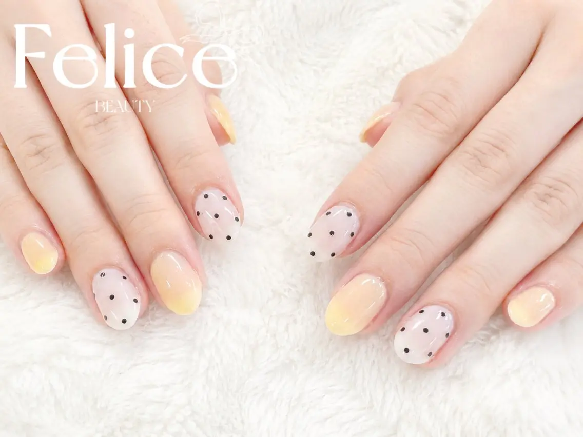 ネイル ドット ハンドネイル Haruna Felice 春日部のネイルデザイン