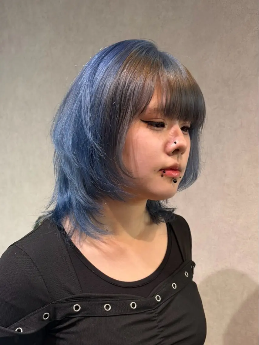 ミディアム カラー ブルーカラー ブラウンカラー ヘアカラー 透明感カラー🫧🎀 まりなのヘアスタイル
