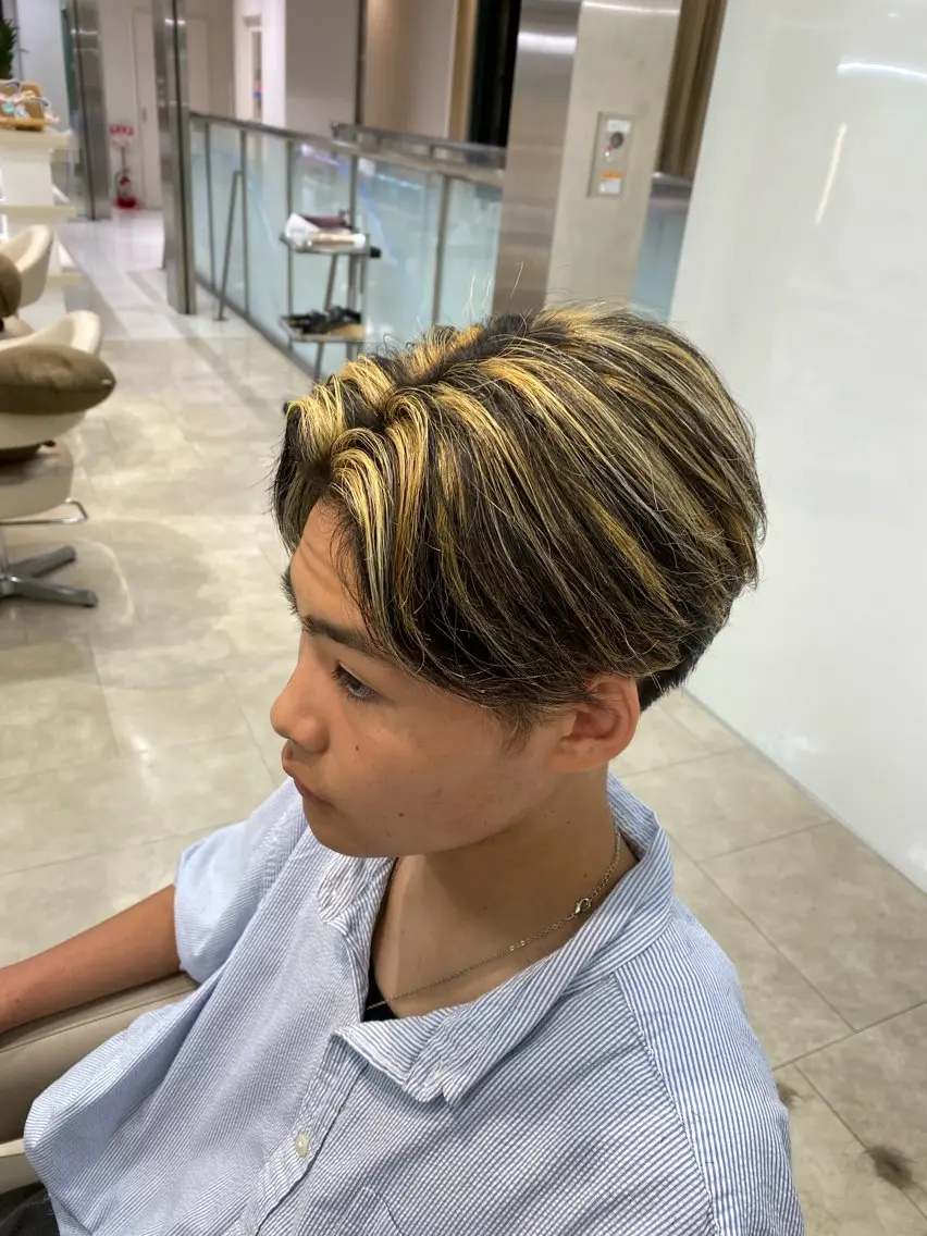 ショート カラー パーマ メンズ カット ヘアカラー パーマ トリートメント 湘南/メンズパーマ/ ハイライト/ユチカのヘアスタイル