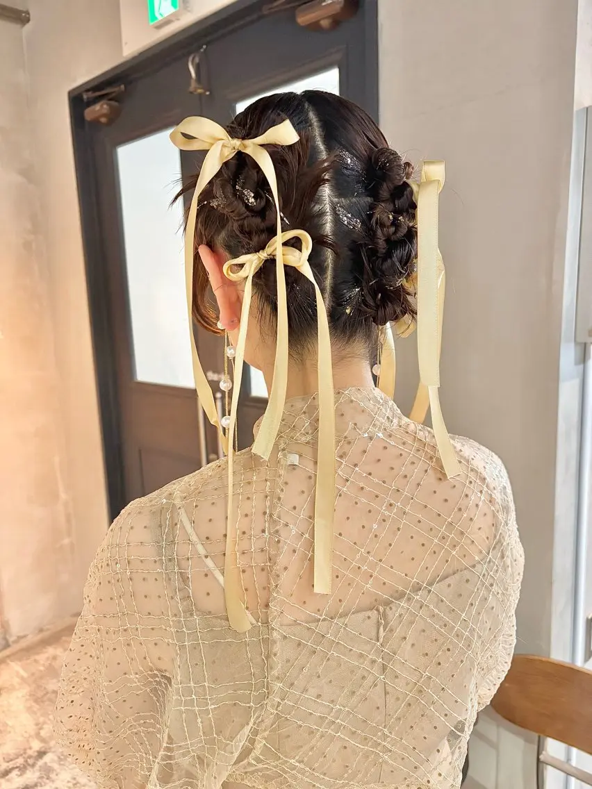 ミディアム カラー ヘアアレンジ ヘアセット ツキノキ ミナのヘアスタイル
