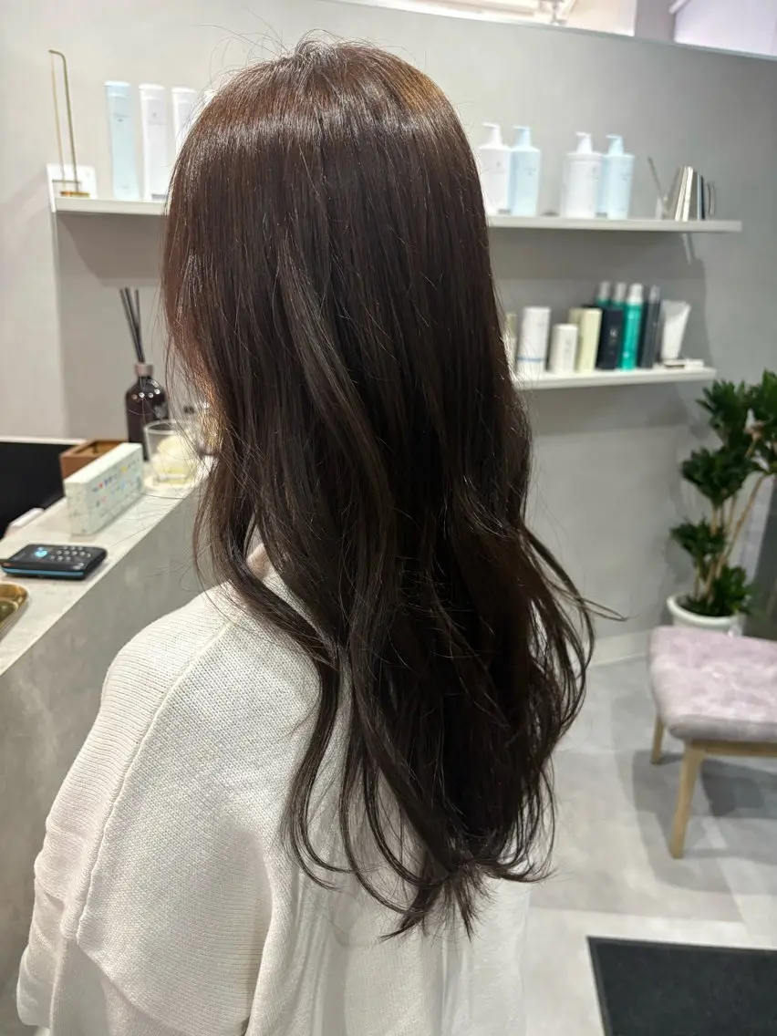 カラー 野嶋 綾乃のヘアスタイル