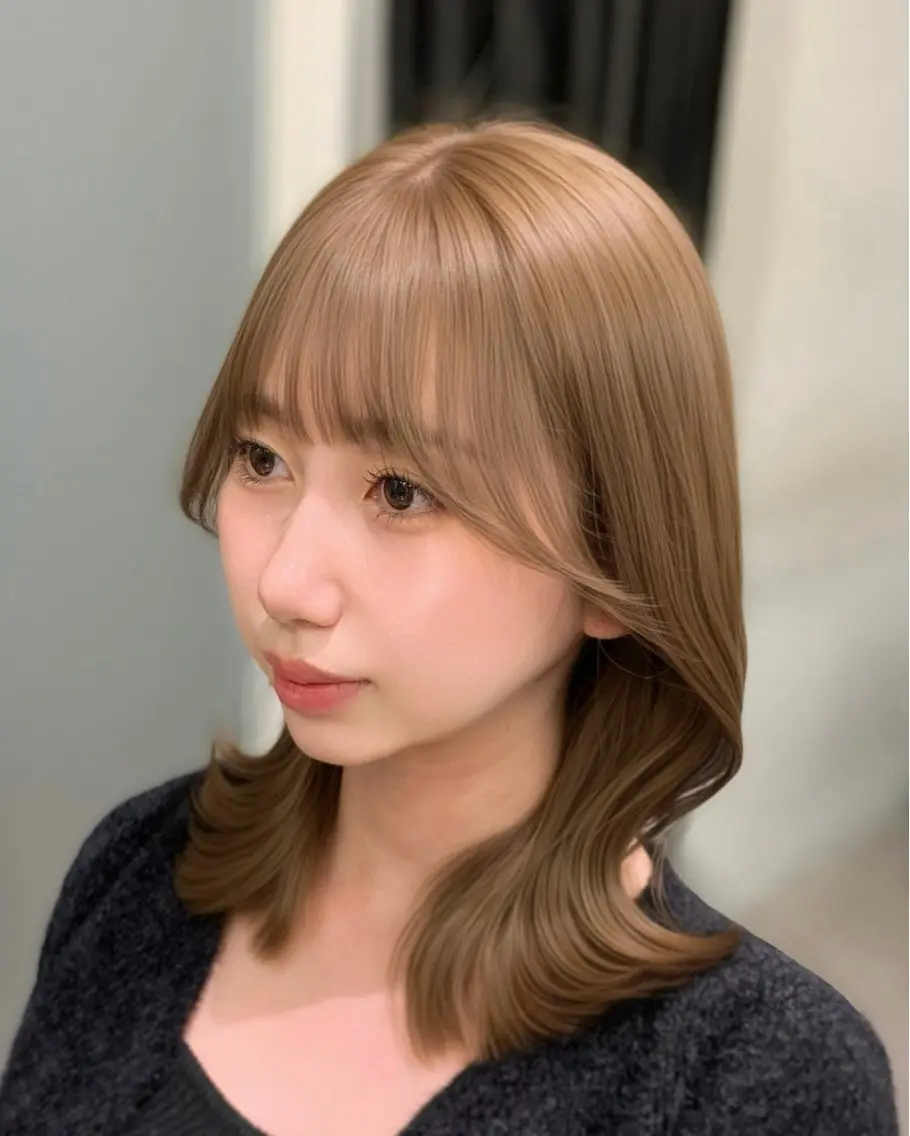 ミディアム カット ヘアカラー トリートメント 🎀韓国風顔周り× 透明感/梅田/アリサのヘアスタイル