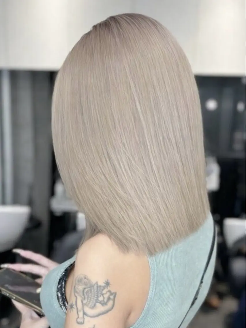 ミディアム カラー ヘアアレンジ ヘアカラー トリートメント vizz by el yts 北谷ブリーチのヘアスタイル