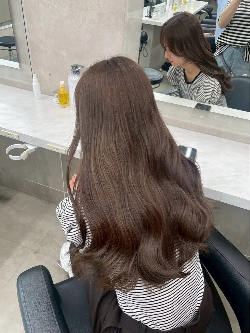 ロング カラー 🤍透明感推しカラー 🤍yui‪💞✨のヘアスタイル