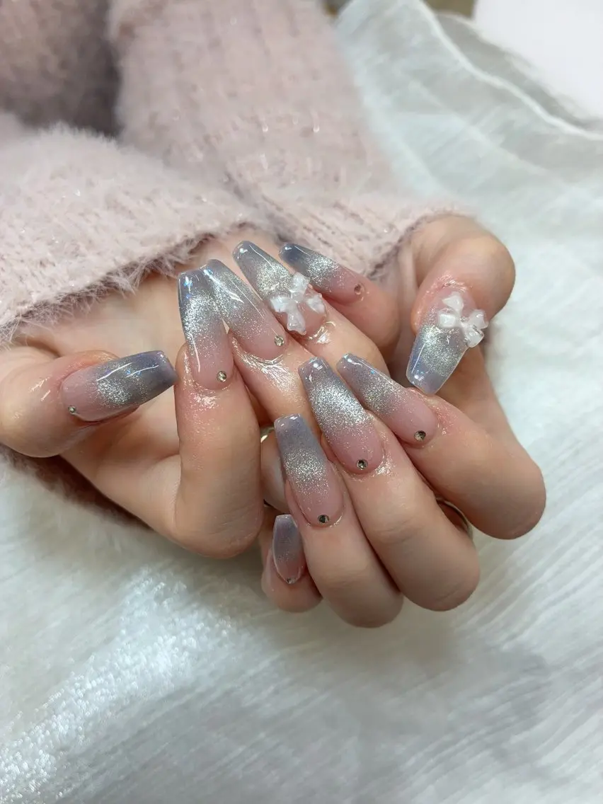 ネイル ハンドネイル 佐藤 依娜のネイルデザイン
