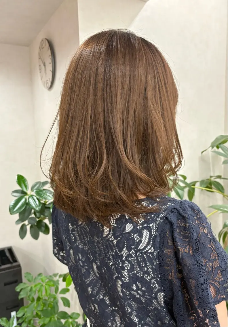✂️【ブリーチなしでも透け感✨】透明感カラー+高保湿トリートメントの写真