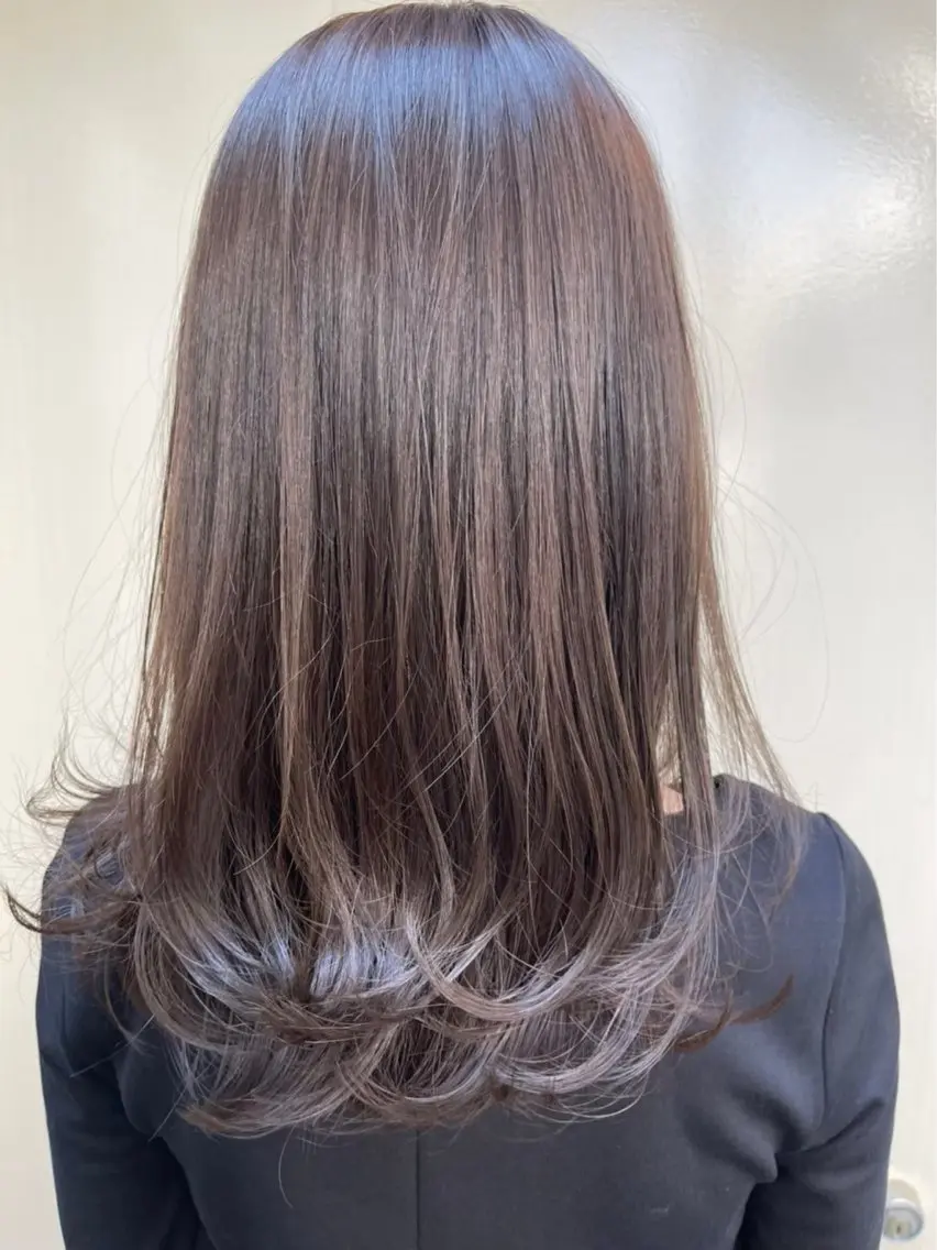 ロング 鈴木 和佳のヘアスタイル