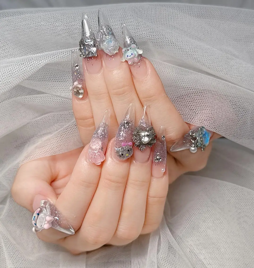 ロング カラー グラデーションカラー 韓国風ヘア ハンドネイル yuna ユナのネイルデザイン