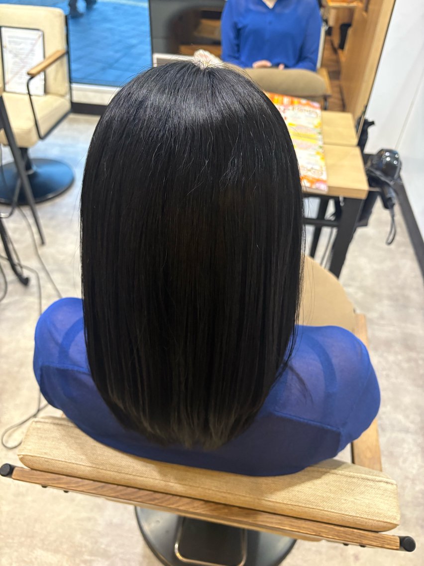 セミロング 莉奈 Nosh/唐人町のヘアスタイル