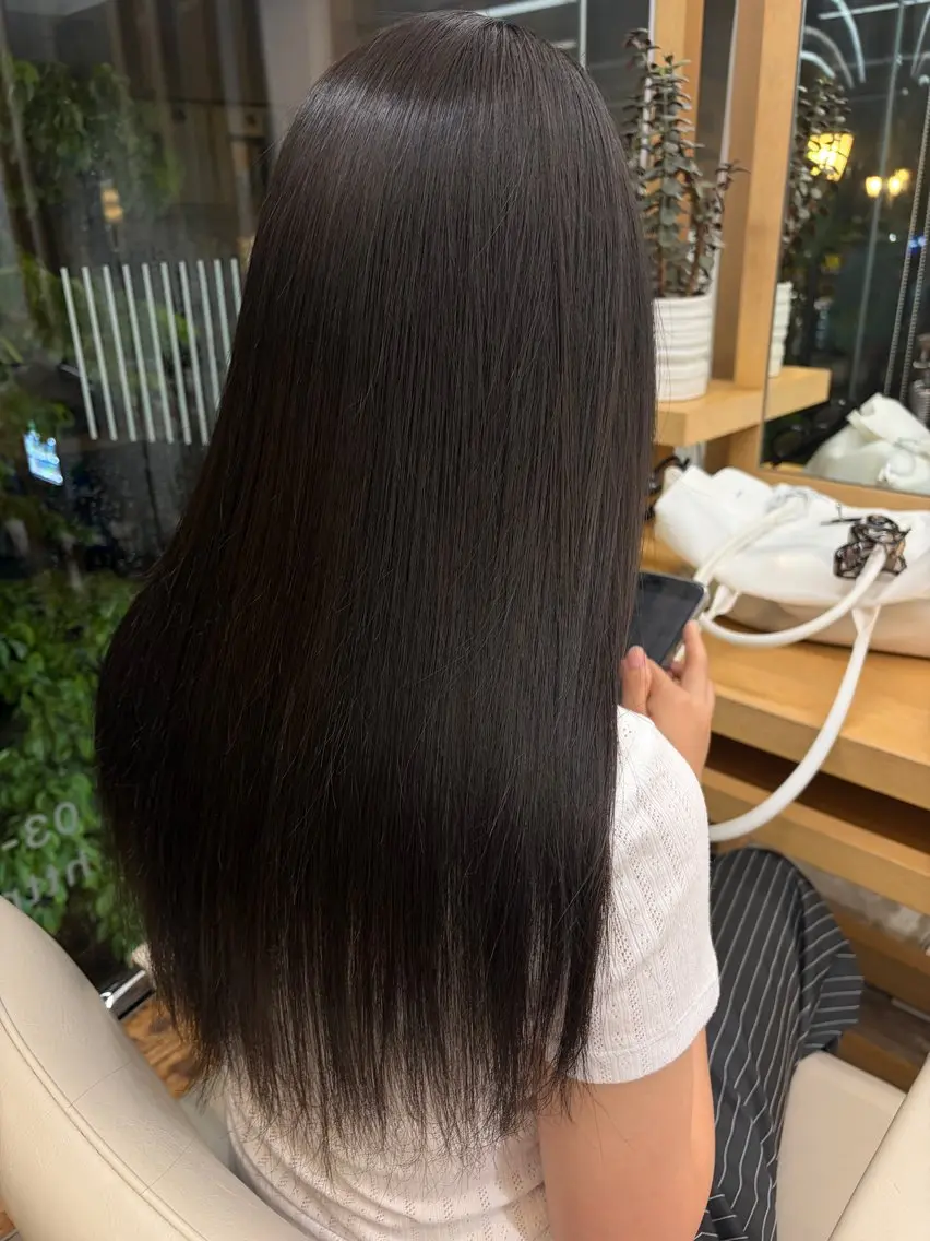 ロング カラー 片山 楓葵のヘアスタイル