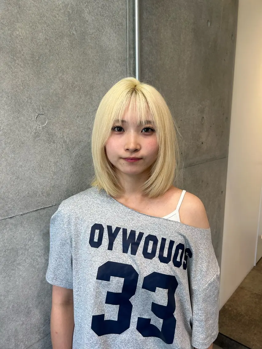 ショート カラー ブリーチ 抜きっぱなしブロンド ブロンド ケアブリーチ デザインカラー ヘアカラー トリートメント レイヤー/ブロンド 透明感カラー/ヒロトのヘアスタイル