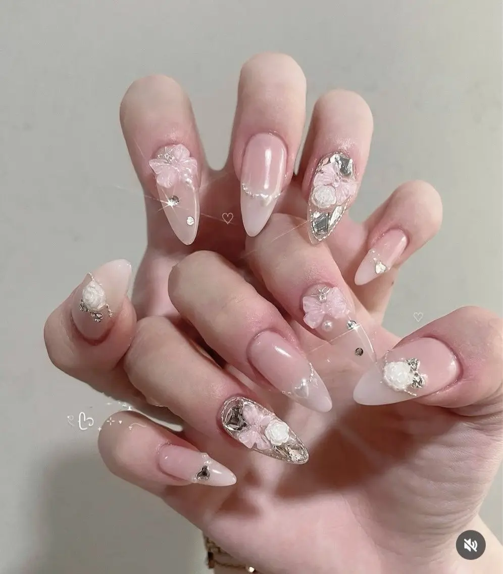 ネイル ジェルネイル 韓国ネイル 持ち込み シンプルネイル ワンホンネイル ハンドネイル 🎀Aura. Yurachanのネイルデザイン