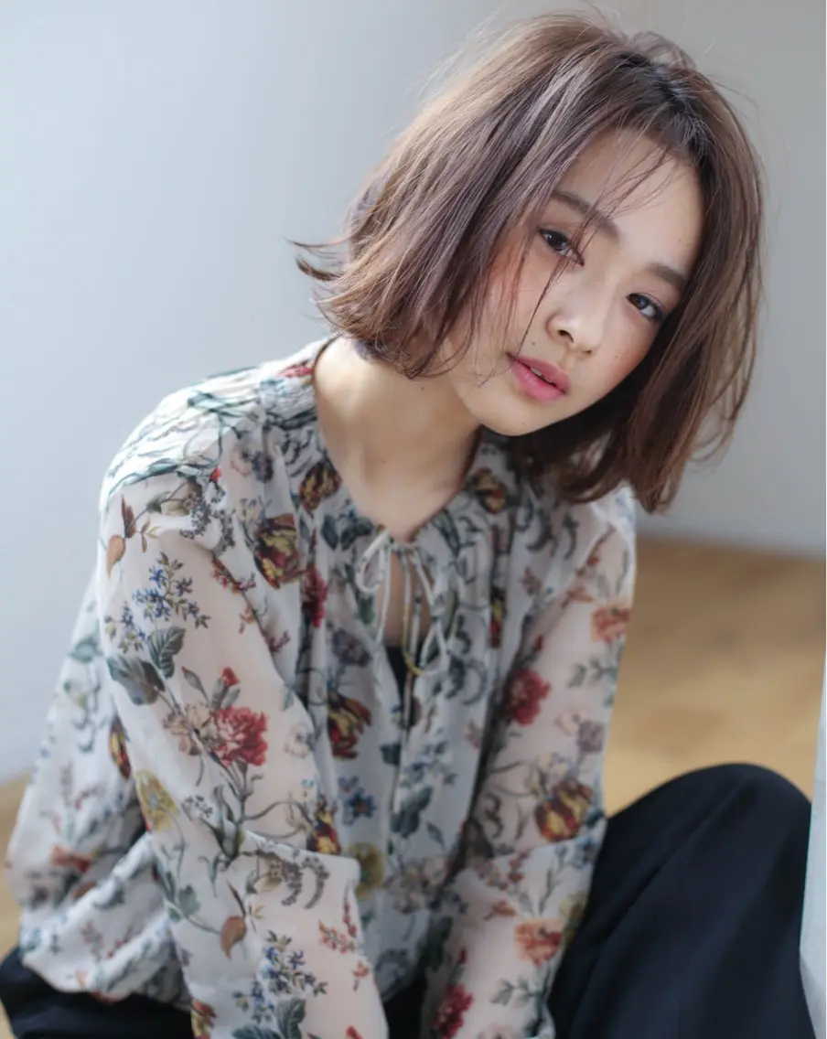 ミディアム 水野 恵里加のヘアスタイル