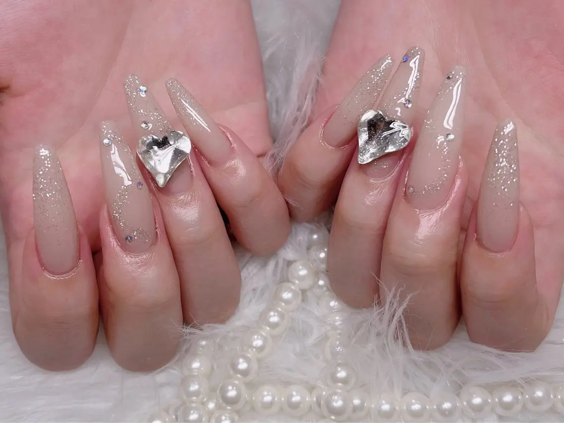 ネイル 成人式 フラッシュネイル フットネイル ジェルネイル 卒業式 ハンドネイル ハンドケア mione_ou nail salonのネイルデザイン