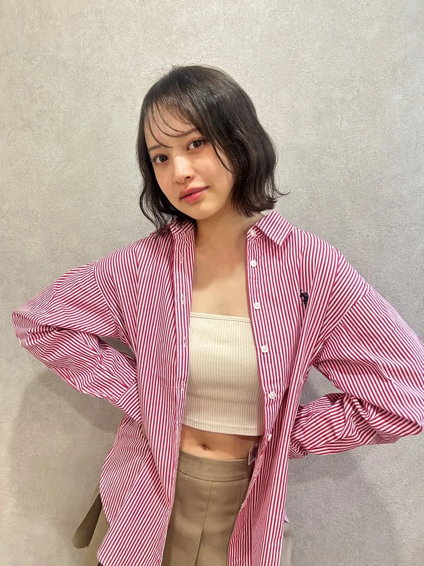 ミディアム カット enn 髪質改善🩷 曽根依咲のヘアスタイル