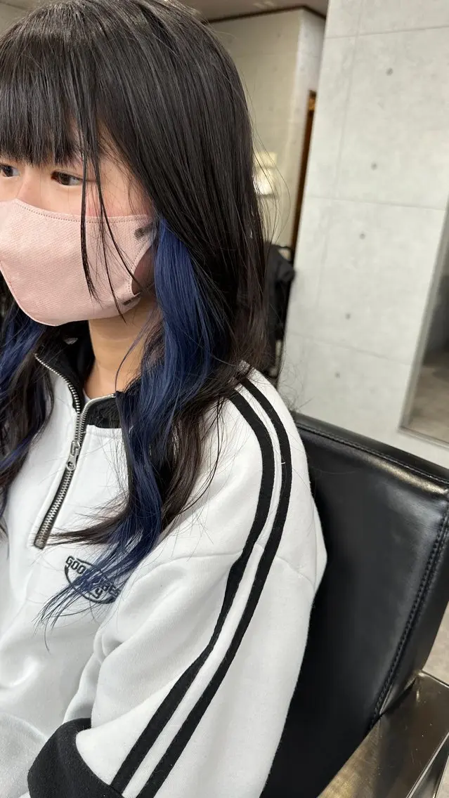 セミロング 外国人風カラー ハイライト レイヤーカット REVE 美容室のヘアスタイル