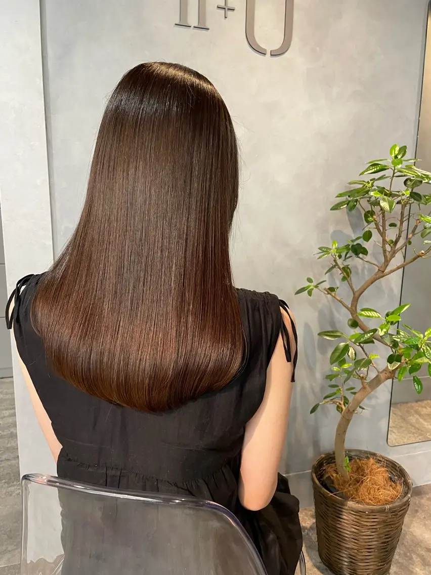 セミロング ヘアカラー 縮毛矯正 トリートメント 髪質改善× レイヤー/岡田大樹のヘアスタイル