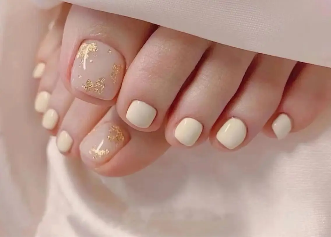 ネイル フットネイル Luvia Ginzaのネイルデザイン