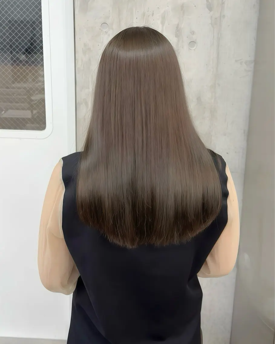 ロング カラー ベージュカラー トリートメント カット ヘアカラー トリートメント 高橋大樹/グレー ジュ/ブリーチなしのヘアスタイル