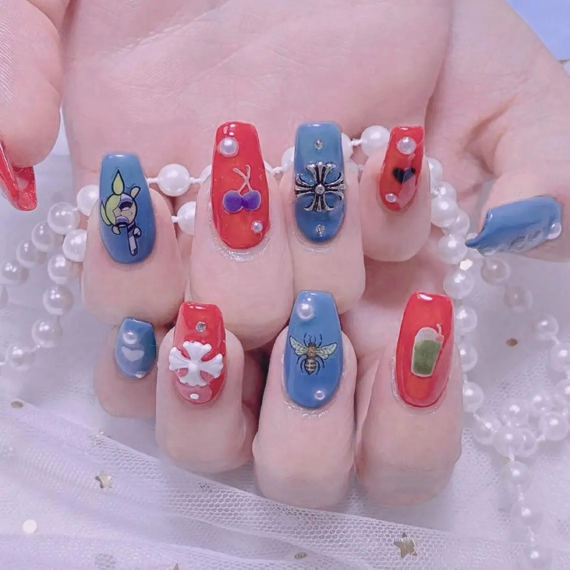 ネイル 🎀まゆ 🪽🐾のネイルデザイン