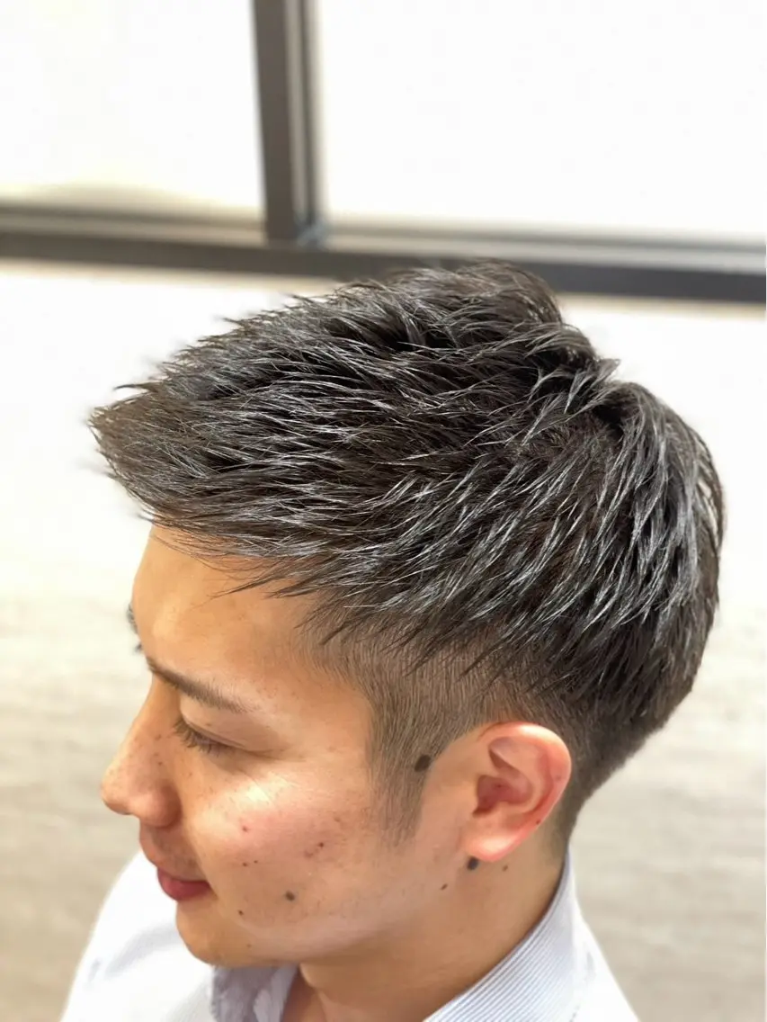 ショート メンズ 佐藤 瑛太のヘアスタイル