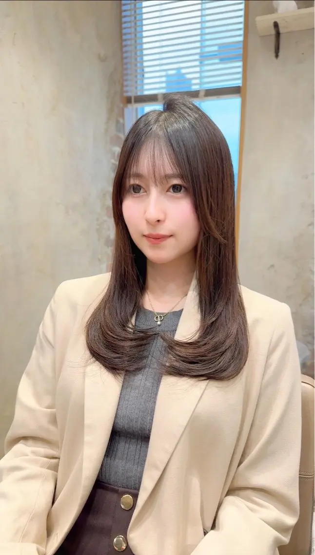 ロング 銀座/レイヤー 顔周りカット溝手優太のヘアスタイル