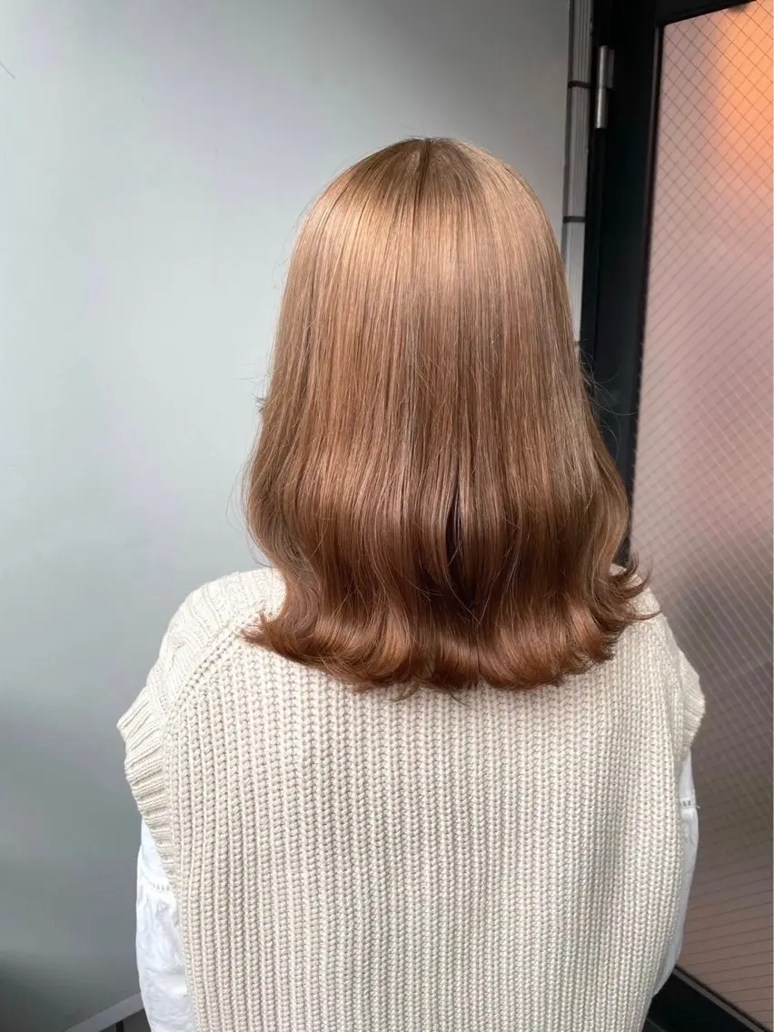 カラー REN🤍ハイトーン ×韓国レイヤーのヘアスタイル