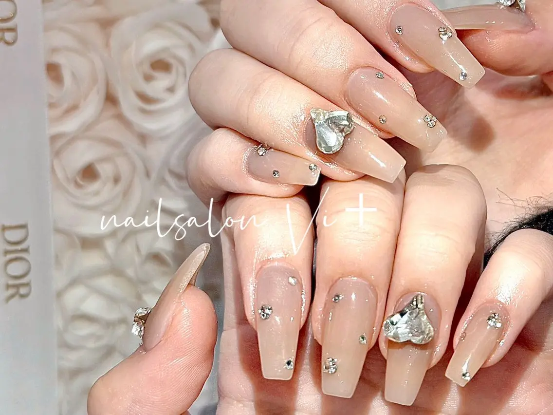 ネイル ハンドネイル ✨Nailsalon Vi+✨のネイルデザイン