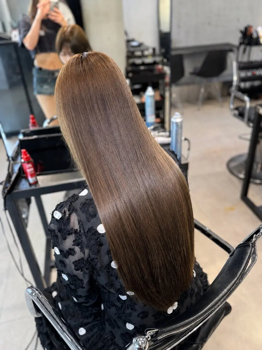 ロング カラー パーマ ヘアアレンジ カット ヘアカラー トリートメント 透明感カラー✂︎ YUKAのヘアスタイル