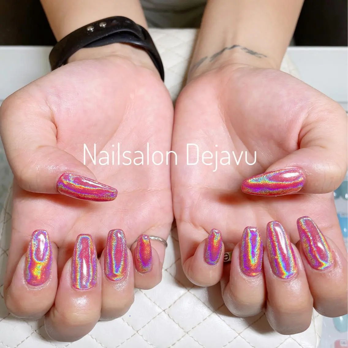 ネイル アートネイル ジェルネイル キラキラネイル ワンカラーネイル Nail salon Dejavu 🌿のネイルデザイン