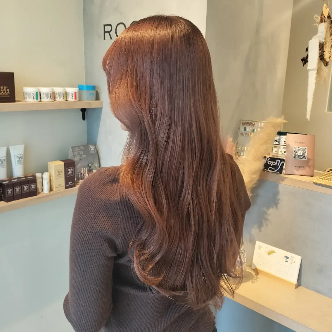 カラー HINAKO/ ROCCOのヘアスタイル