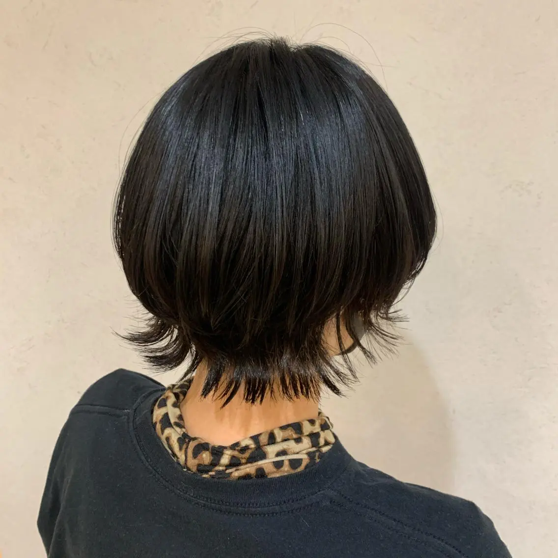 ショート ウルフカット 蓼沼 由莉のヘアスタイル