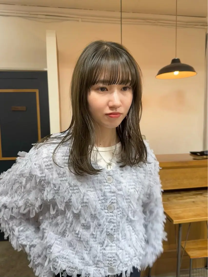 セミロング NAGISA髪質改善 &透明感カラー🪞のヘアスタイル