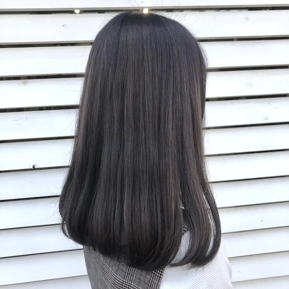 セミロング カラー 菅沢 奈生のヘアスタイル