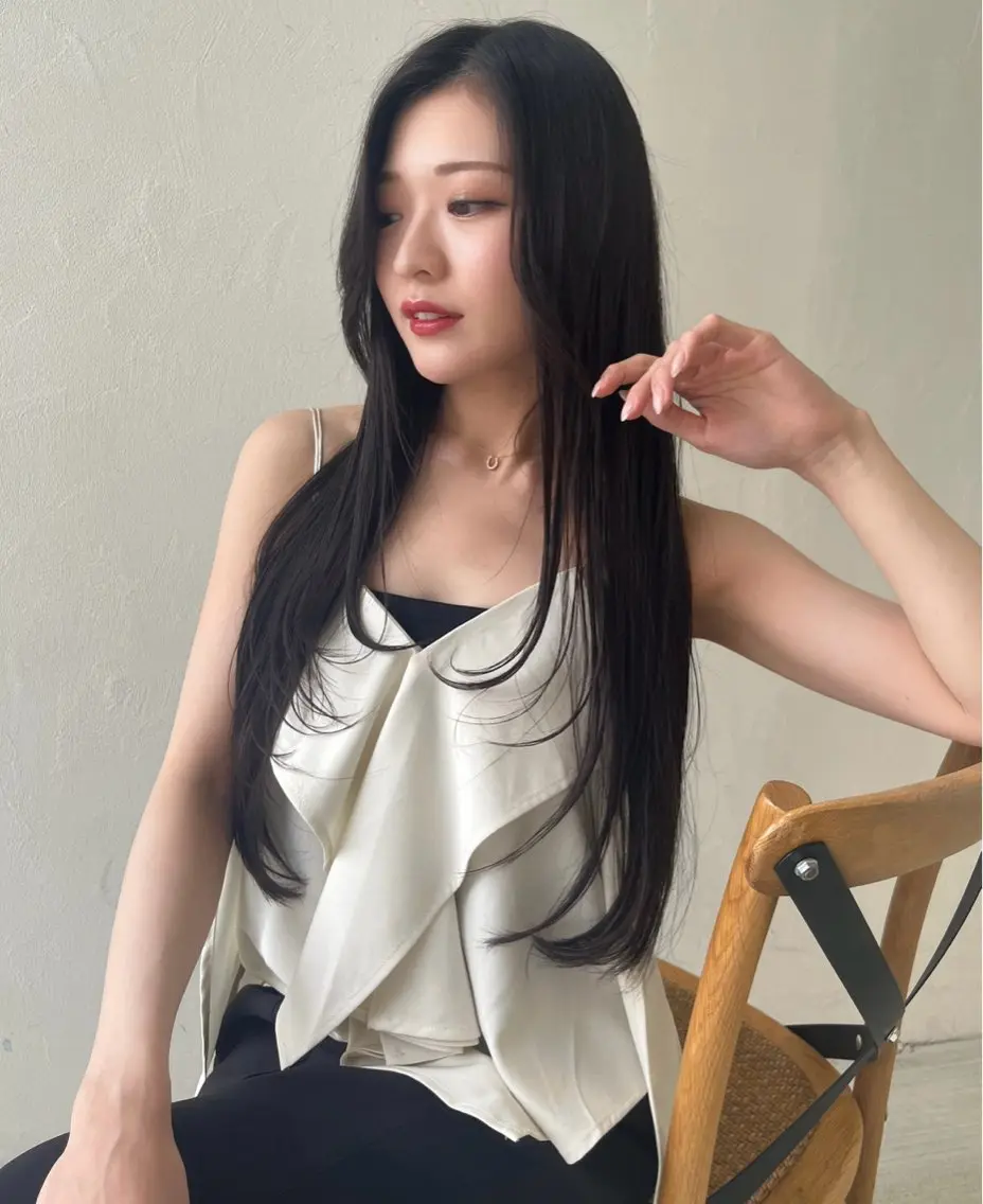 ロング カット ヘアカラー トリートメント 💫レイヤーカット✨ 透明感カラー工藤雄大のヘアスタイル