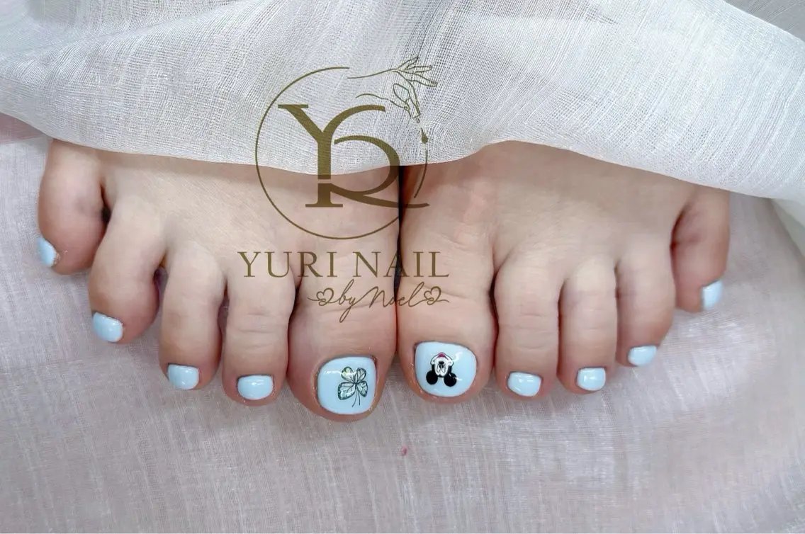ネイル チークネイル フットネイル フレンチネイル グラデーション キラキラネイル フットネイル ハンドケア YURI Nail Funabashiのネイルデザイン