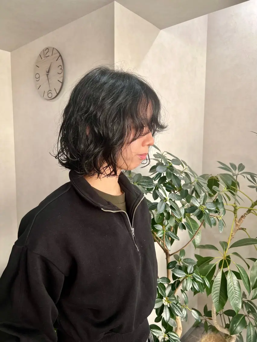 ショート パーマ ボブ ニュアンスパーマ カット パーマ トリートメント 艶ボブ🤎ボブパーマ 透明感カラー\メンズのヘアスタイル