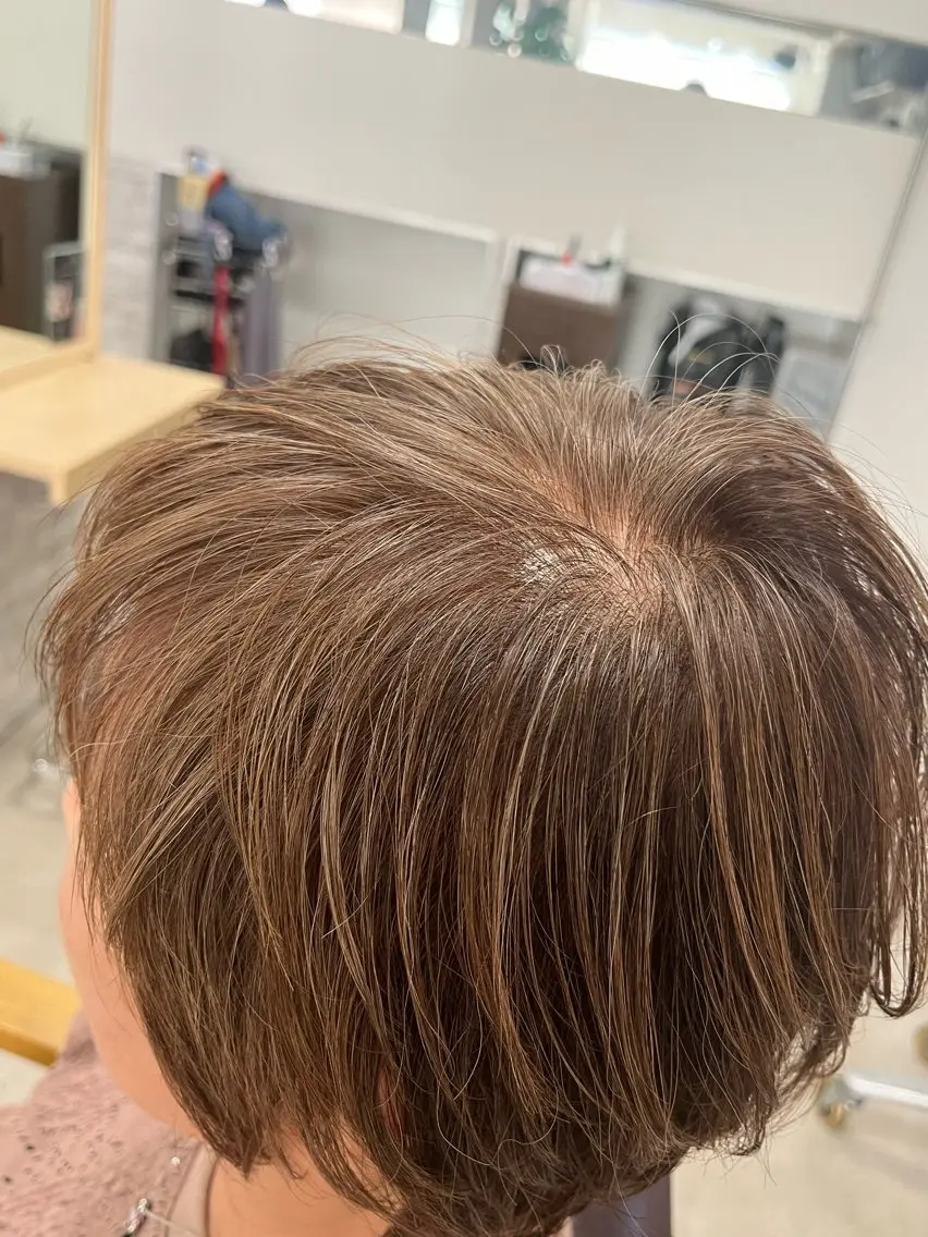 ショート カラー ハイライトカラー ハイライト nicahair maiのヘアスタイル
