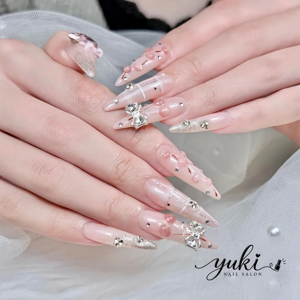 ネイル アートネイル ボルドー フレンチネイル ジェルネイル 氷ネイル・うるうるネイル ハンドネイル Yuki Nailsalonのネイルデザイン