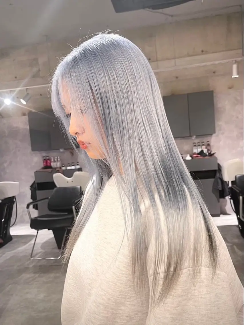 カラー 齊藤 千隼のヘアスタイル
