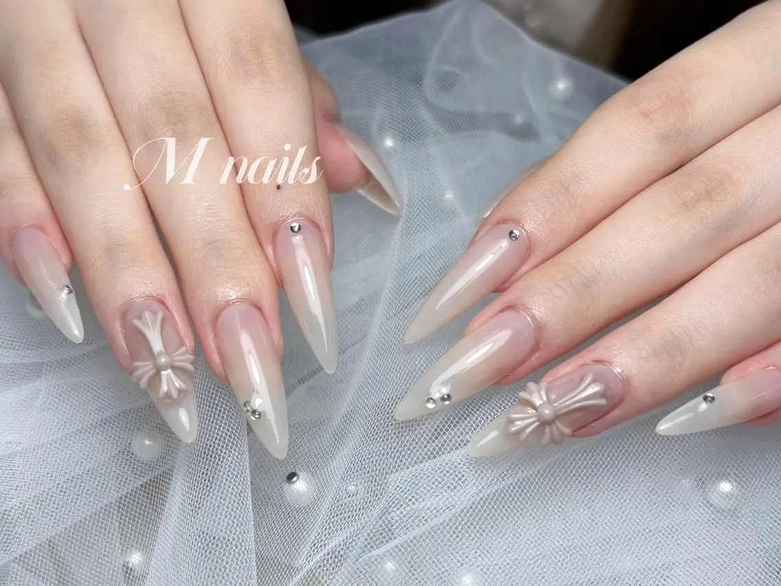 ネイル M 🌷Nail 長さだし専門店のネイルデザイン