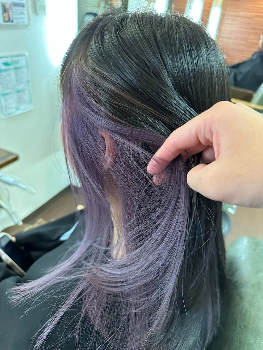セミロング カラー インナーカラー バイオレットカラー ヘアカラー 💜推しインナー カラー/菊池柊真💜のヘアスタイル