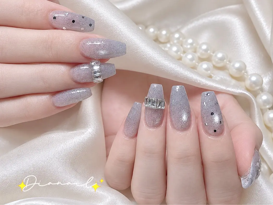 ネイル フットネイル 韓国ネイル レース マグネットネイル ニュアンスネイル ハンドネイル Dia nail サロンのネイルデザイン