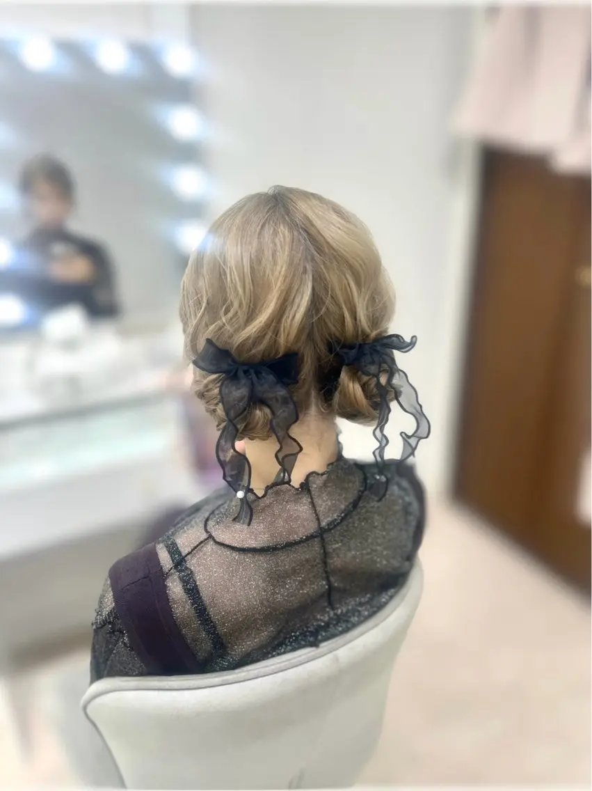 セミロング お団子ヘア ヘアセット/金山 佐野 妃都美のヘアスタイル