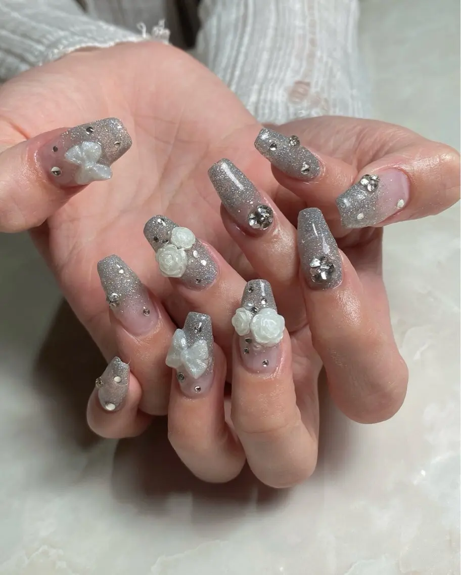 ラメグラデーション【他店付け替えオフ＋¥500】の写真