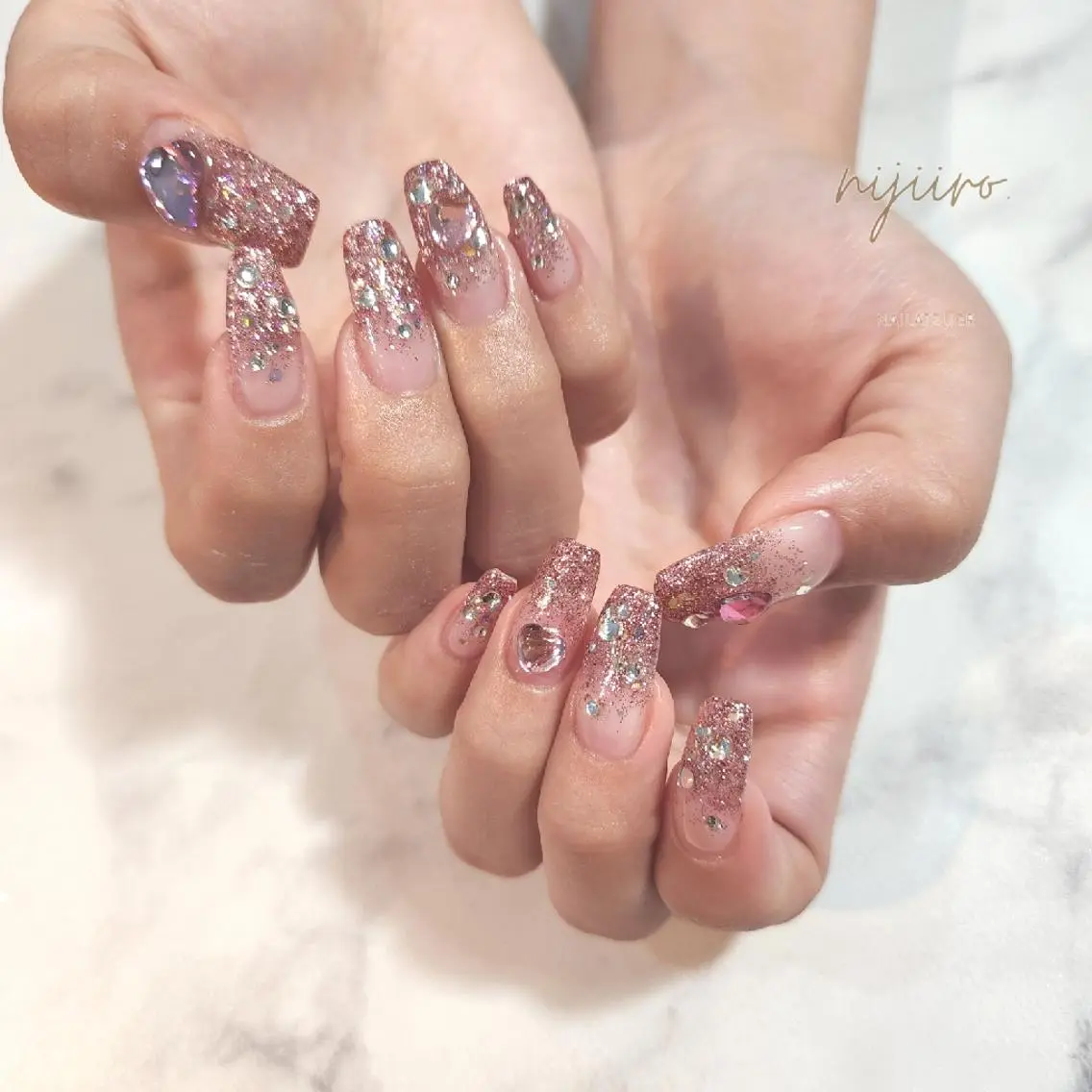 ネイル ハンドネイル nijiiro🌈 サトウのネイルデザイン
