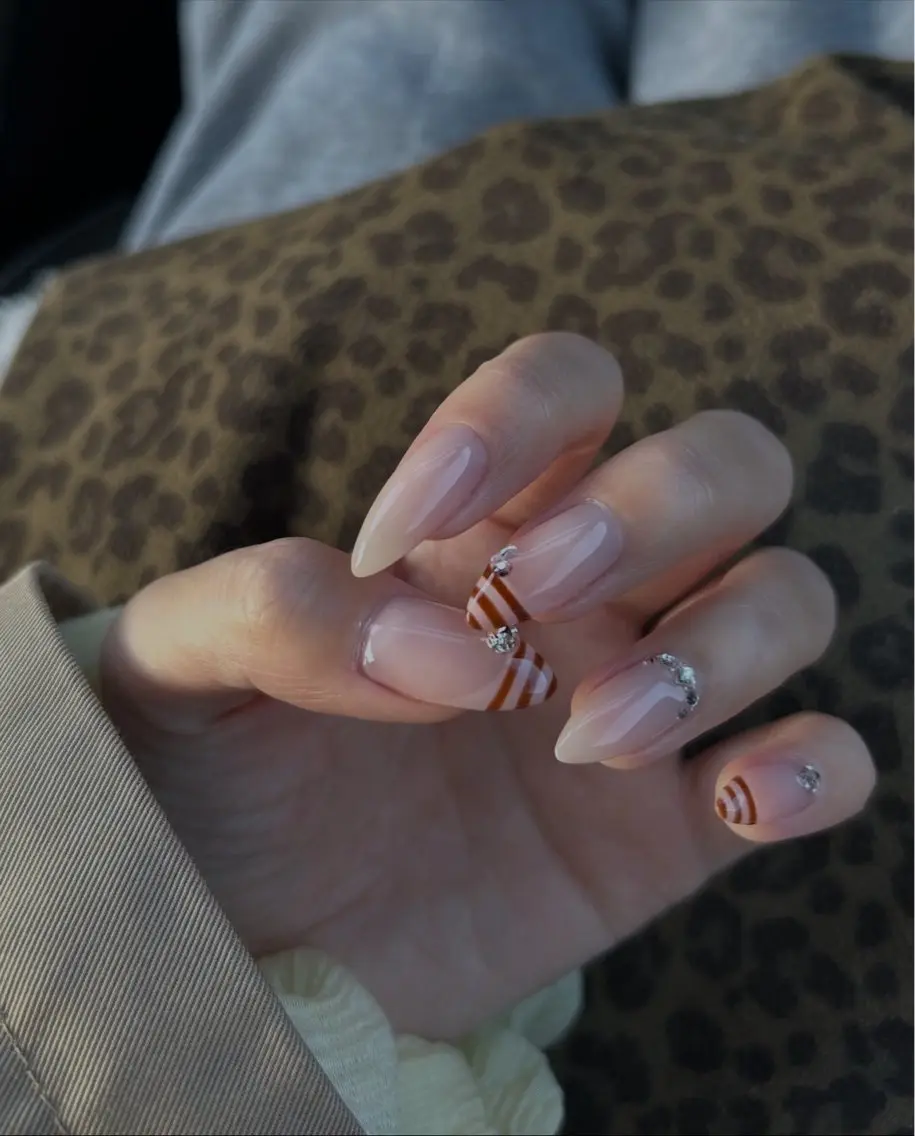 ネイル ボーダー nail salon mynteのネイルデザイン