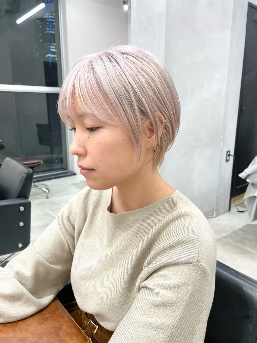 ショート カラー ショートボブ ブリーチ ハイトーンカラー ボブ ショートヘア カット・ブリーチ TAIGAのヘアスタイル