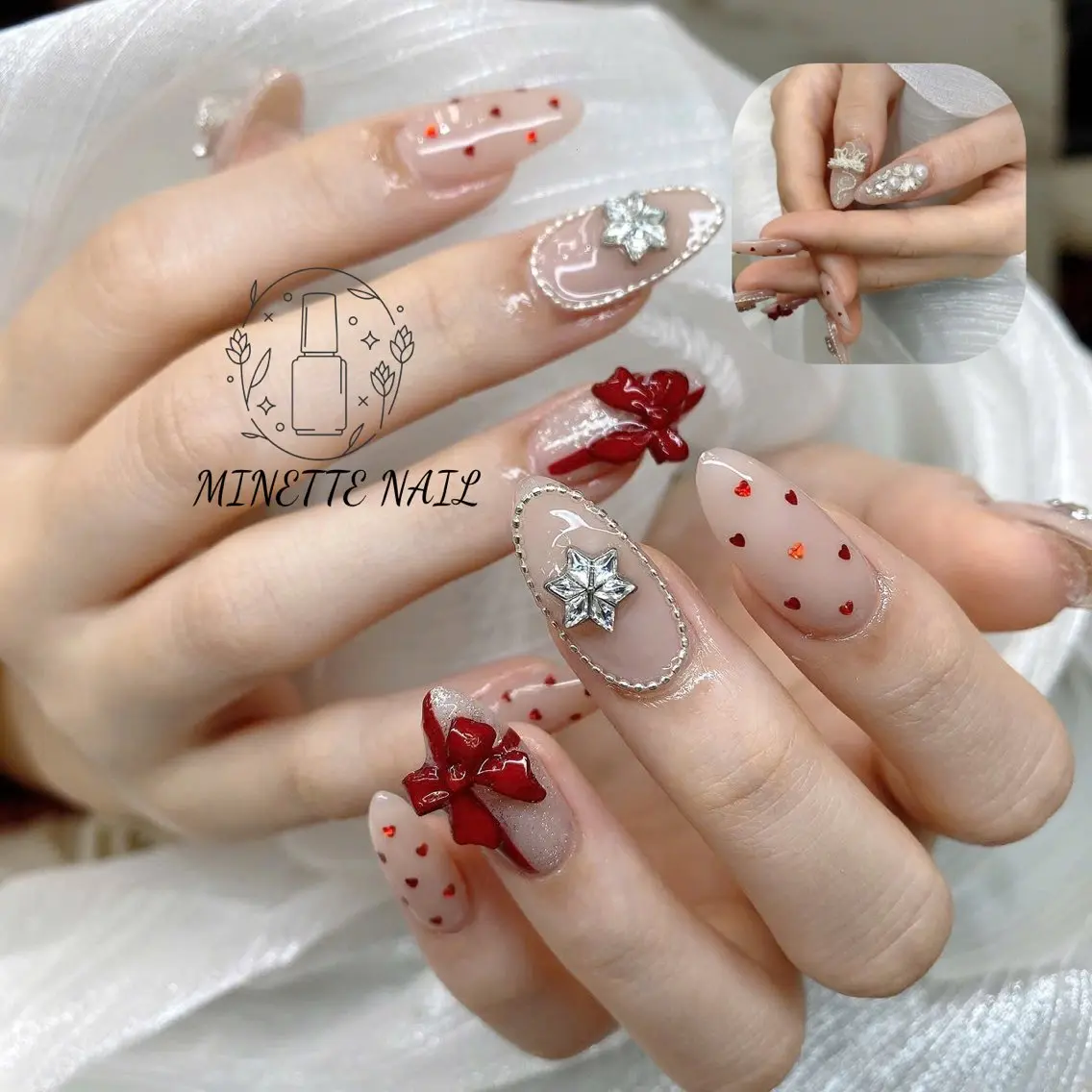 ネイル チークネイル フレンチネイル グラデーション キラキラネイル 韓国ネイル Minette nailHuongのネイルデザイン